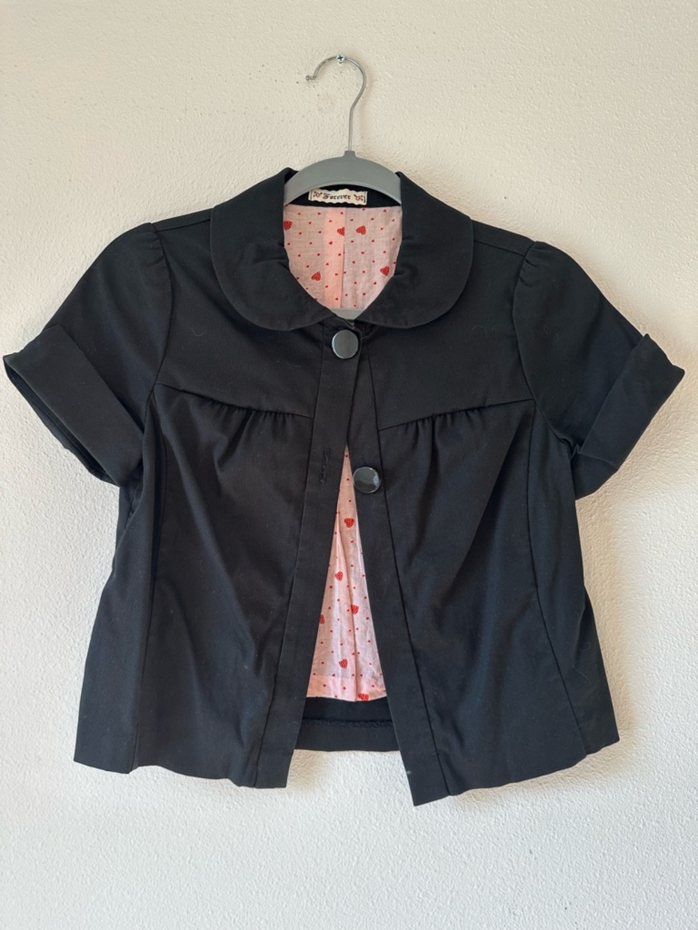 Forever 21 short sleeve jacket with half button front and pink lining